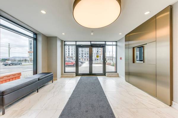 Milton, ON L9E 1Z4,480 Gordon Krantz AVE #120