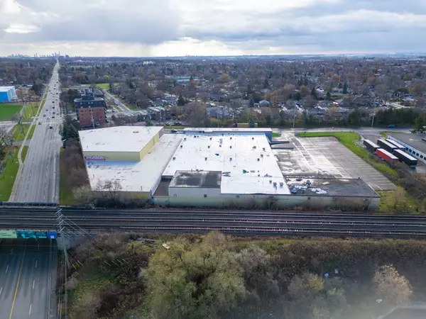 Brampton, ON L6X 1Y9,2-8 Holtby AVE