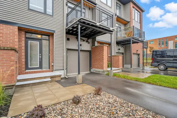 Kanata, ON K2V 0S6,172 Visor Private