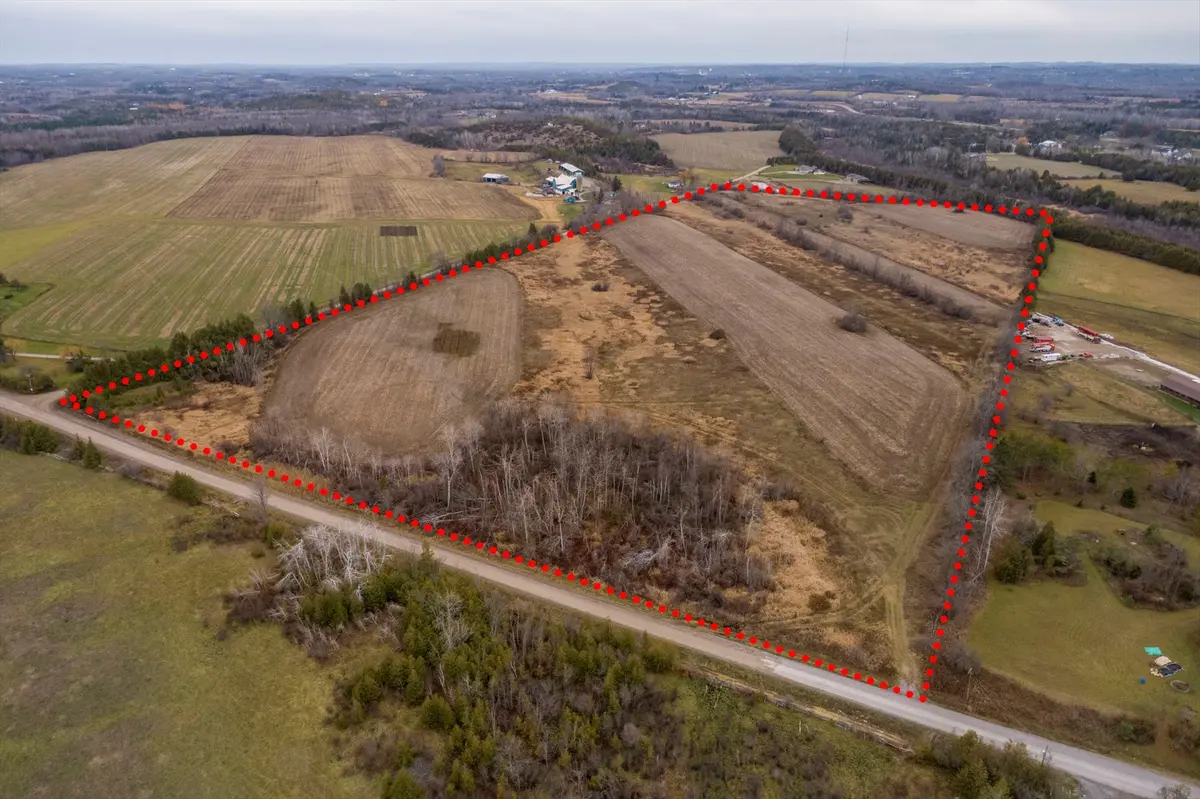 Douro-dummer, ON K9J 6Y1,00 7th Line