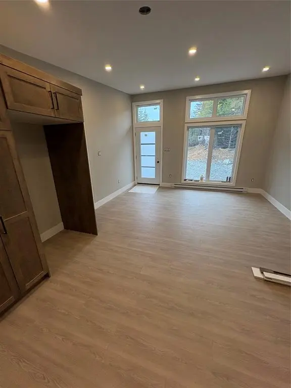 Whitbourne, NL A0B 3k0,212 Eco Drive