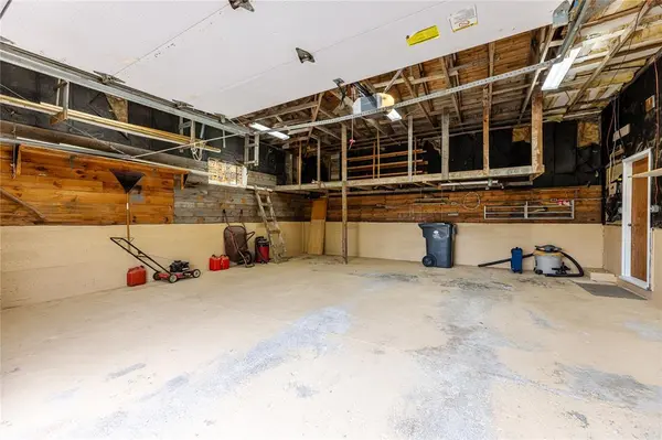 44 Valleyview Crescent, Conception Bay South, NL A1W4T9