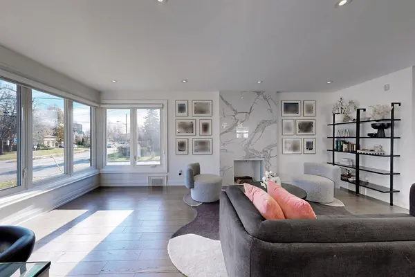 Toronto C04, ON M6A 2G8,66 Brucewood CRES