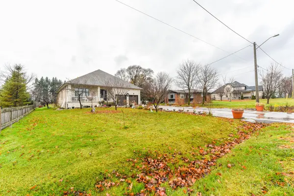 Vaughan, ON L4L 1A7,40 Simmons ST