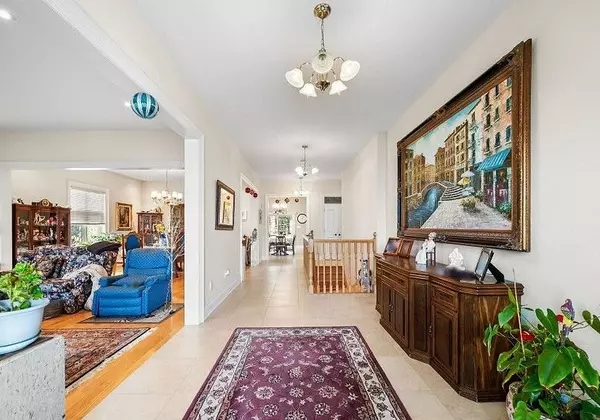 Vaughan, ON L4L 1A7,40 Simmons ST