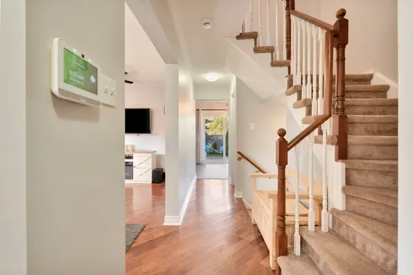 Barrie, ON L4N 8B9,104 Pickett CRES