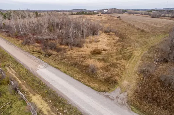 Douro-dummer, ON K9J 6Y1,00 7th Line