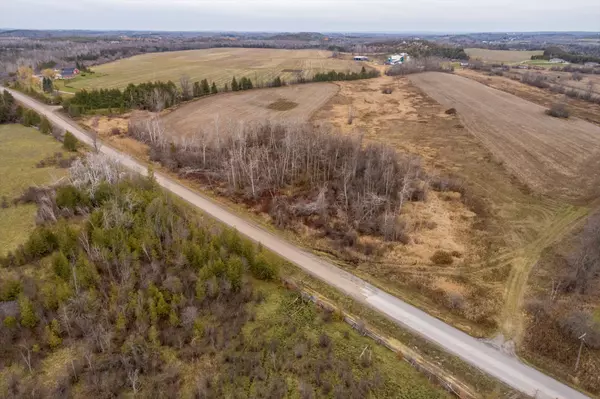 Douro-dummer, ON K9J 6Y1,00 7th Line