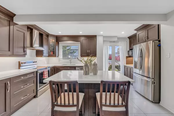 Brampton, ON L6S 2B6,4 Hedley CT