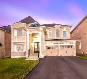 34 Royal West DR, Brampton, ON L6X 2M4