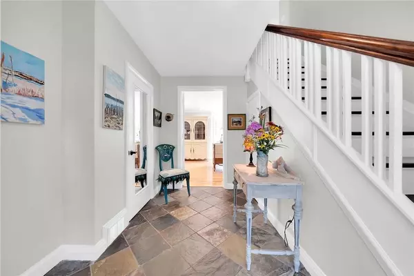 Norfolk, ON N3Y 3L5,14 Simcoe BLVD