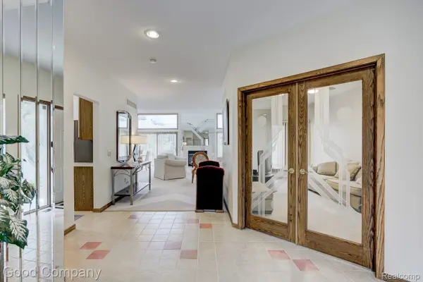 Farmington Hills, MI 48331,35565 Cross CRK N