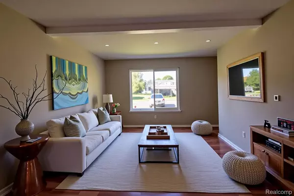 Southfield, MI 48034,26074 FRANKLIN POINTE DR