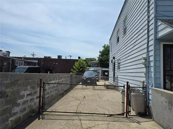 Brooklyn, NY 11236,1390 East 95th ST