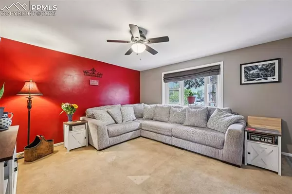 Colorado Springs, CO 80915,7147 Palmer Park BLVD