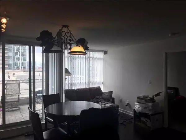 10 Capreol CT #1110, Toronto C01, ON M5V 4B3