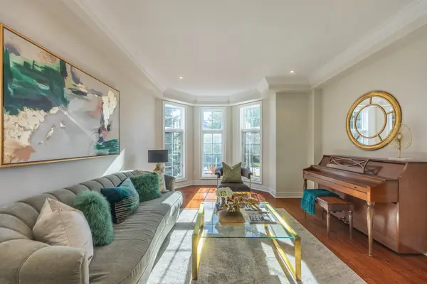 Ajax, ON L1T 4B7,80 Roberson DR