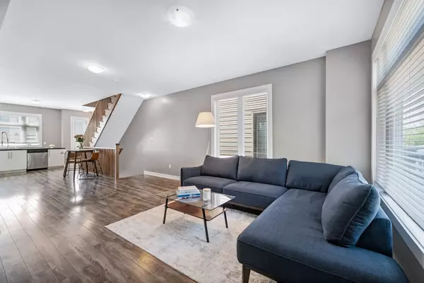 Barrie, ON L9J 0H2,540 Essa RD #35