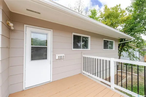 Moose Jaw, SK S6H 0P9,777 Hochelaga STREET E