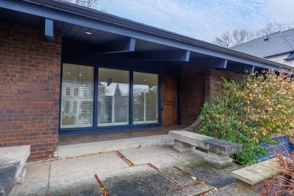 19 Blair Athol CRES, Toronto W08, ON M9A 1X6