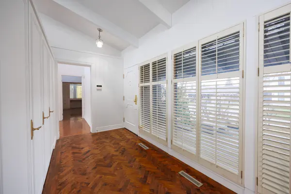 19 Blair Athol CRES, Toronto W08, ON M9A 1X6