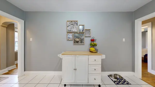 Toronto W03, ON M6M 1N5,51 Juliet CRES