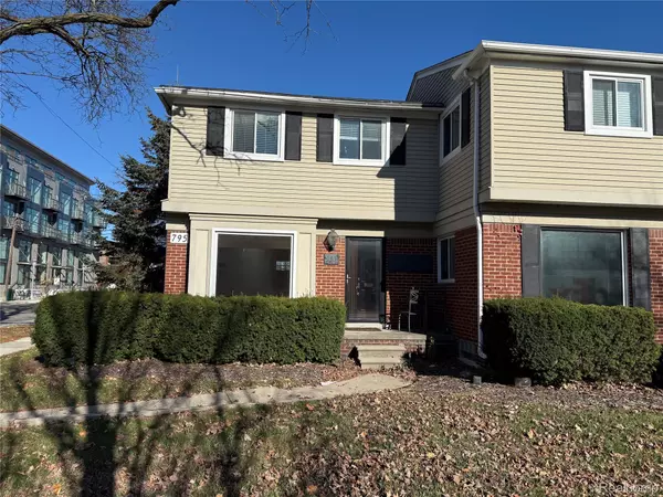 1111 Holland ST, Birmingham, MI 48009