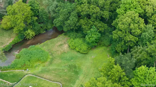 Birmingham, MI 48009,1300 Northlawn BLVD