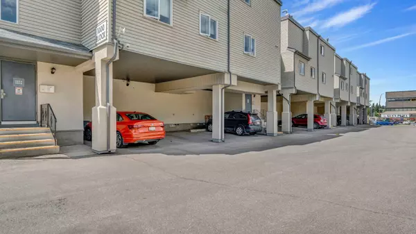 Calgary, AB T2N 4M1,1540 29 ST NW #1016