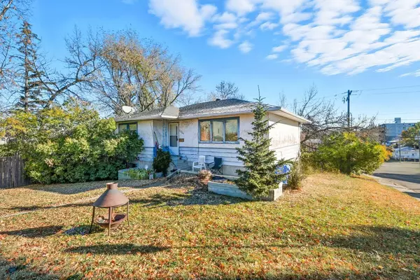 Calgary, AB t2t 4s4,2524 17a ST