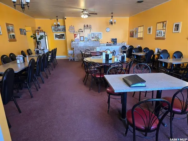 123 Mountain STREET, Strasbourg, SK S0G 4V0