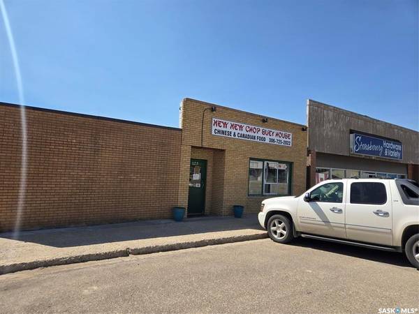 123 Mountain STREET, Strasbourg, SK S0G 4V0
