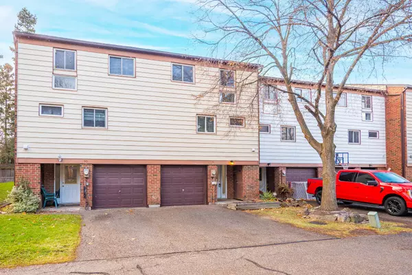 Milton, ON L9T 3N8,650 CHILDS DR #9