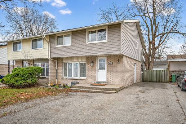 1091 Upper Wellington ST, Hamilton, ON L9A 3S5