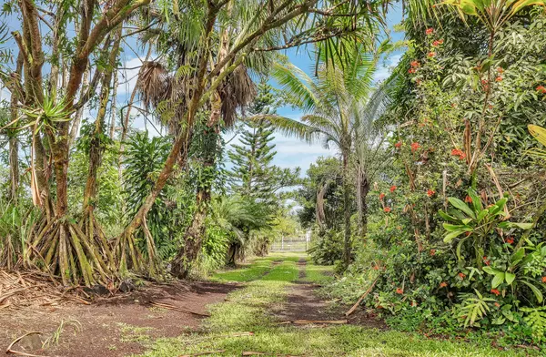 Keaau, HI 96749,15-1746 11TH AVE