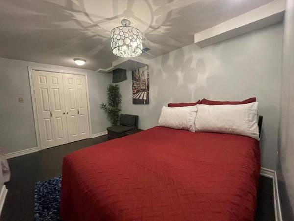 Brampton, ON L6Y 4Z1,54 Carrie CRES #Room