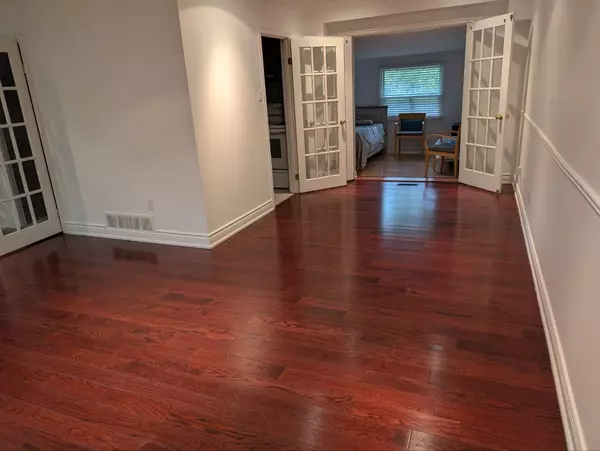 Richmond Hill, ON L4E 2Z8,28 Lakeland CRES