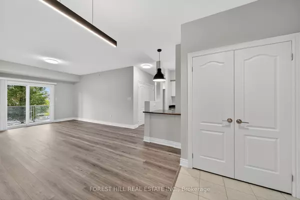 Barrie, ON L9J 0H1,100 Dean AVE #106