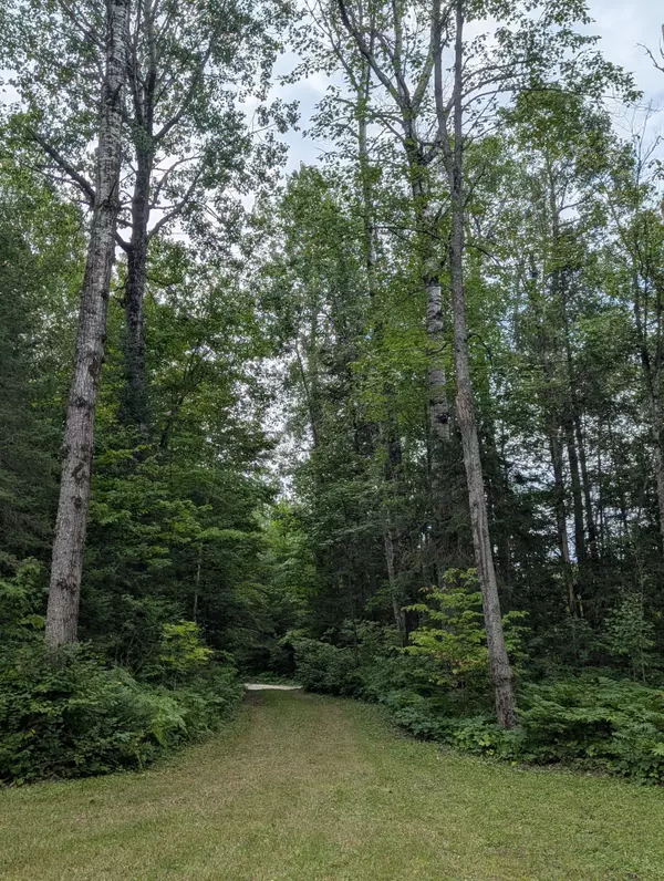 Lanark Highlands, ON K0G 1K0,00 Triple Tower RD