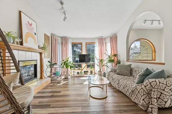 Chestermere, AB T1X1B8,185 Westchester WAY