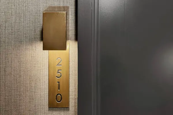 Toronto C08, ON M4G 0A7,50 Charles ST E #2510