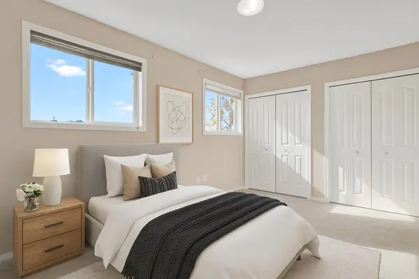 111 Tarawood LN #1304, Calgary, AB T3J 5C1