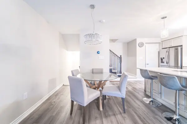 Milton, ON L9T 2X5,875 Cactus PT