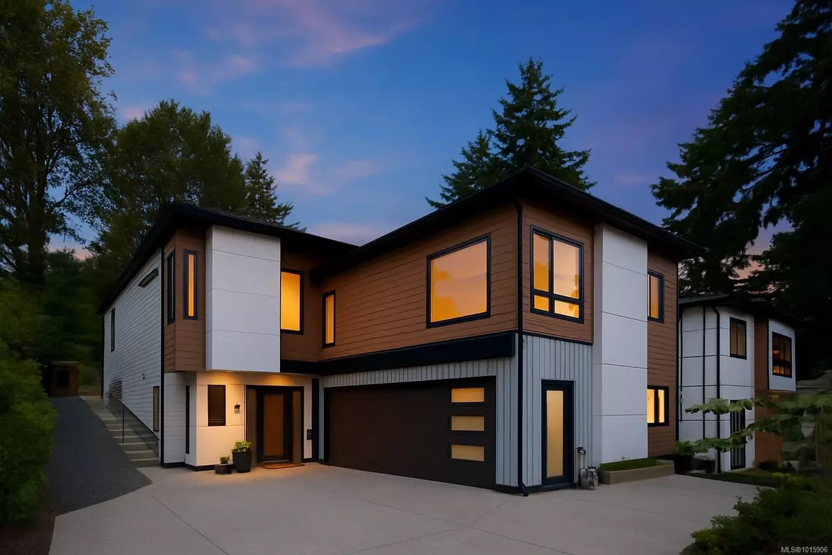 Colwood, BC V9C 3B1,3508 Wishart Rd