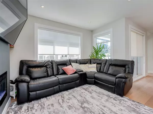 Langford, BC V9B 2N7,946 Jenkins Ave #118