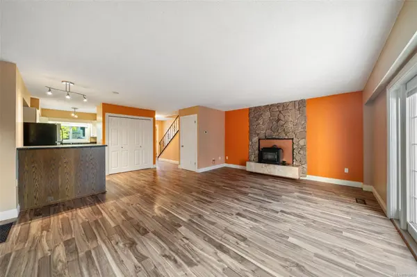 Saanich, BC V8P 2H6,1164 Palmer Rd #1