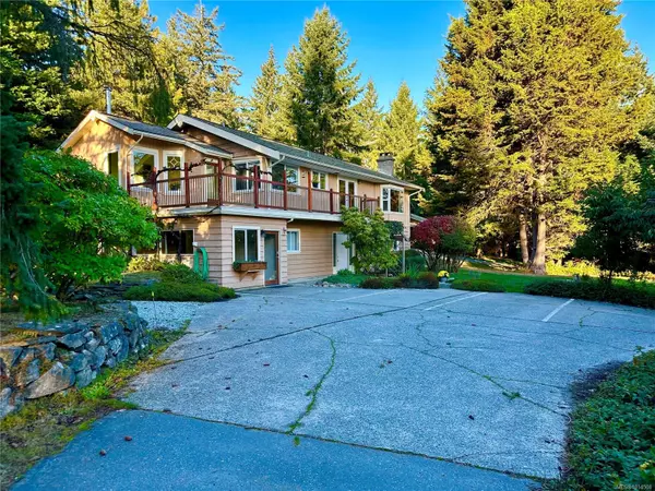 Salt Spring, BC V8K 2G2,198 Saltspring Way