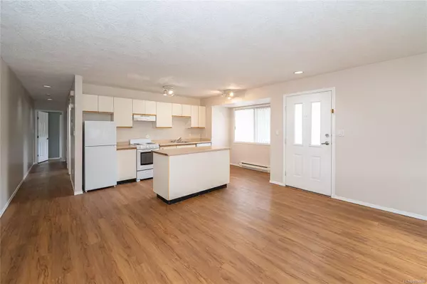 Duncan, BC V9L 2Y8,2525 Dingwall St #102