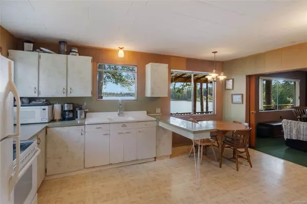 Nanoose Bay, BC V9P 9C7,1622 Brunt Rd