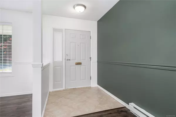 Campbell River, BC V8W 3C8,76 McPhedran Rd